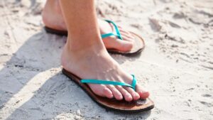 Flip-Flop Pain Is Real: What Your Feet Are Trying to Tell You